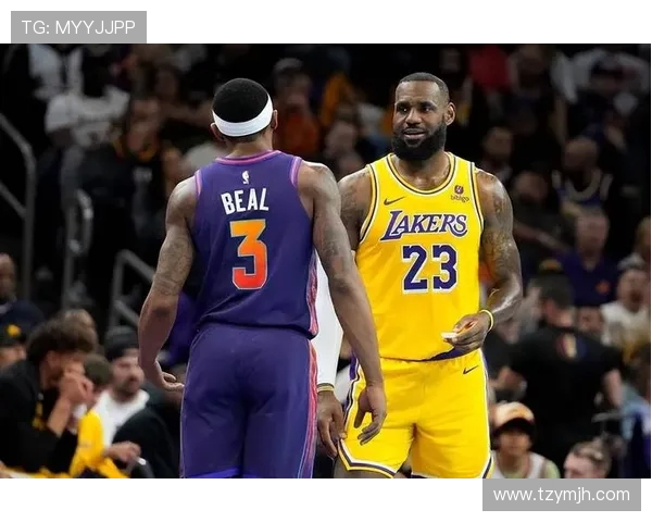 2020年NBA总决赛回顾太阳队与湖人队的激烈对决与精彩瞬间分析